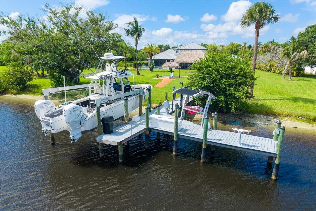 470 SE Pine Road, Port Saint Lucie, FL 34984 Photo
