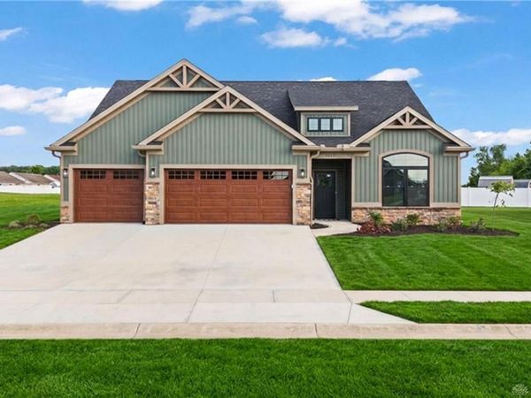 3113 Seminole Way, Piqua, OH 45356