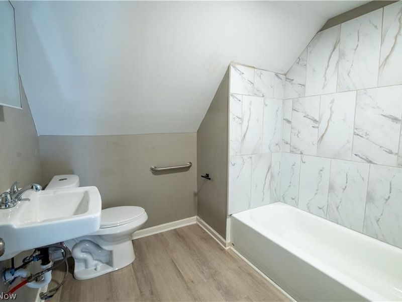 1373 E 89th Street , Cleveland, OH 44106 Photo 28