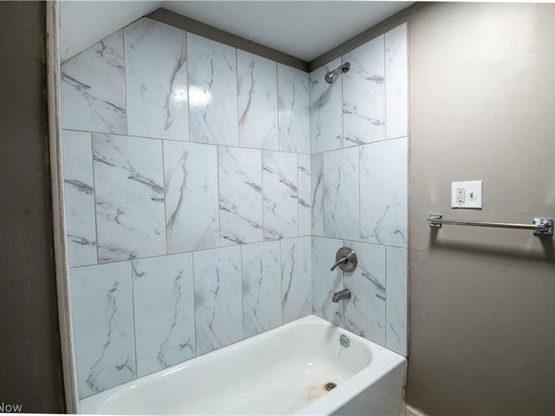 1373 E 89th Street , Cleveland, OH 44106 Photo 30