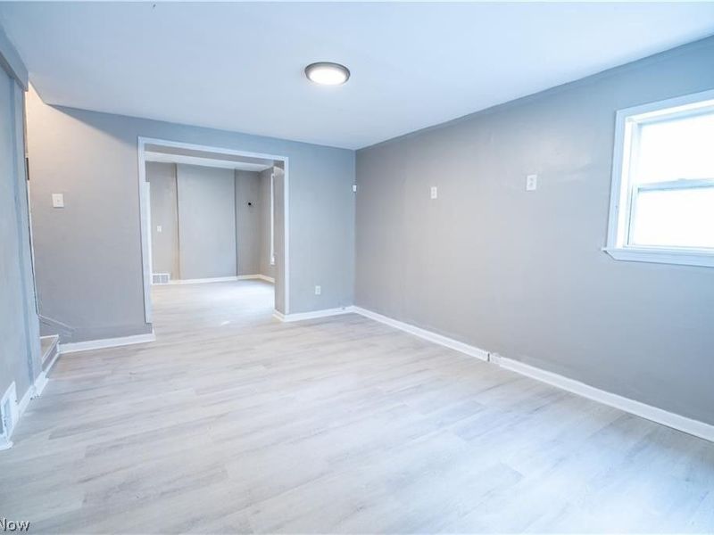 1373 E 89th Street , Cleveland, OH 44106 Photo 4