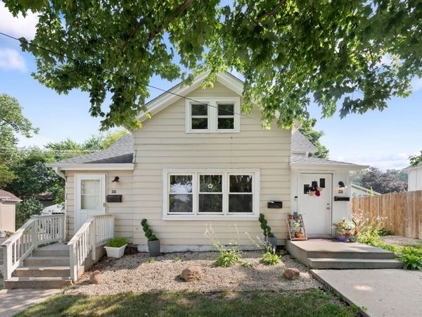 331-333 E Lincoln Avenue , Barrington, IL 60010