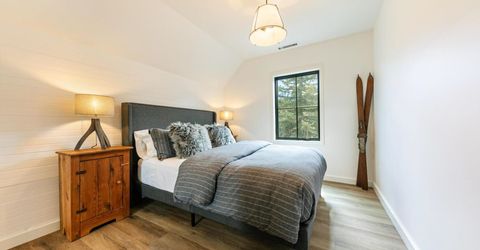 10017 East River Street, Truckee, CA 96161 Photo