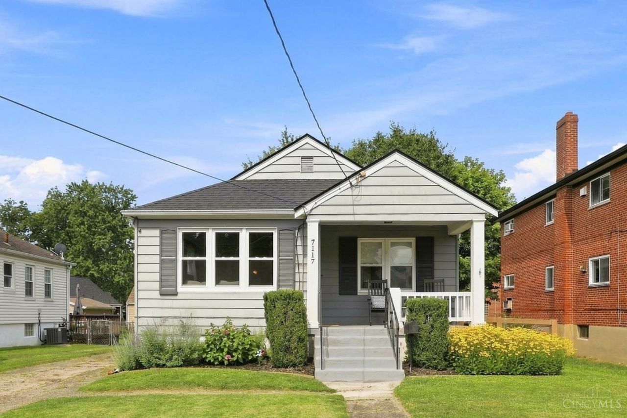 7117 Delaware Avenue, Deer Park, OH 45236 Main Photo