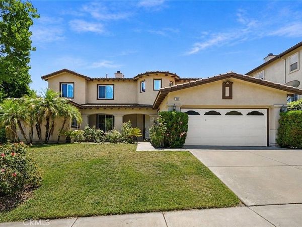 1696 Tamarron, Corona, CA 92883
