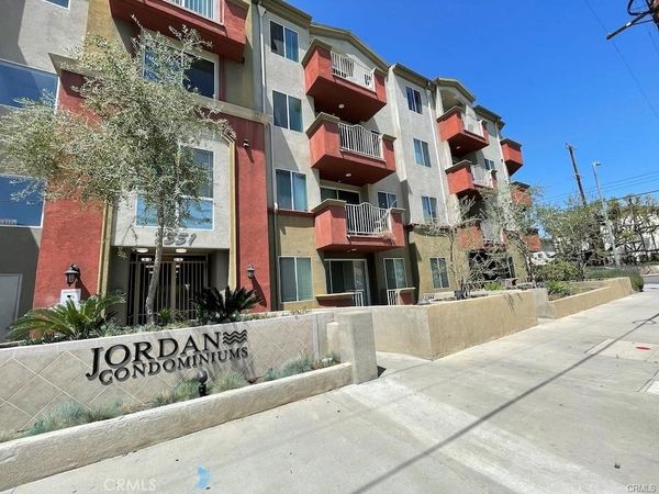 7551 Jordan Avenue, Unit 104, Canoga Park, CA 91303