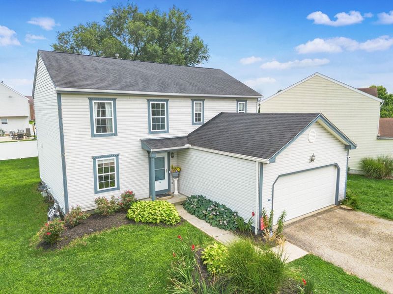 2868 Blue Moon Drive, Columbus, OH 43232 Photo 4