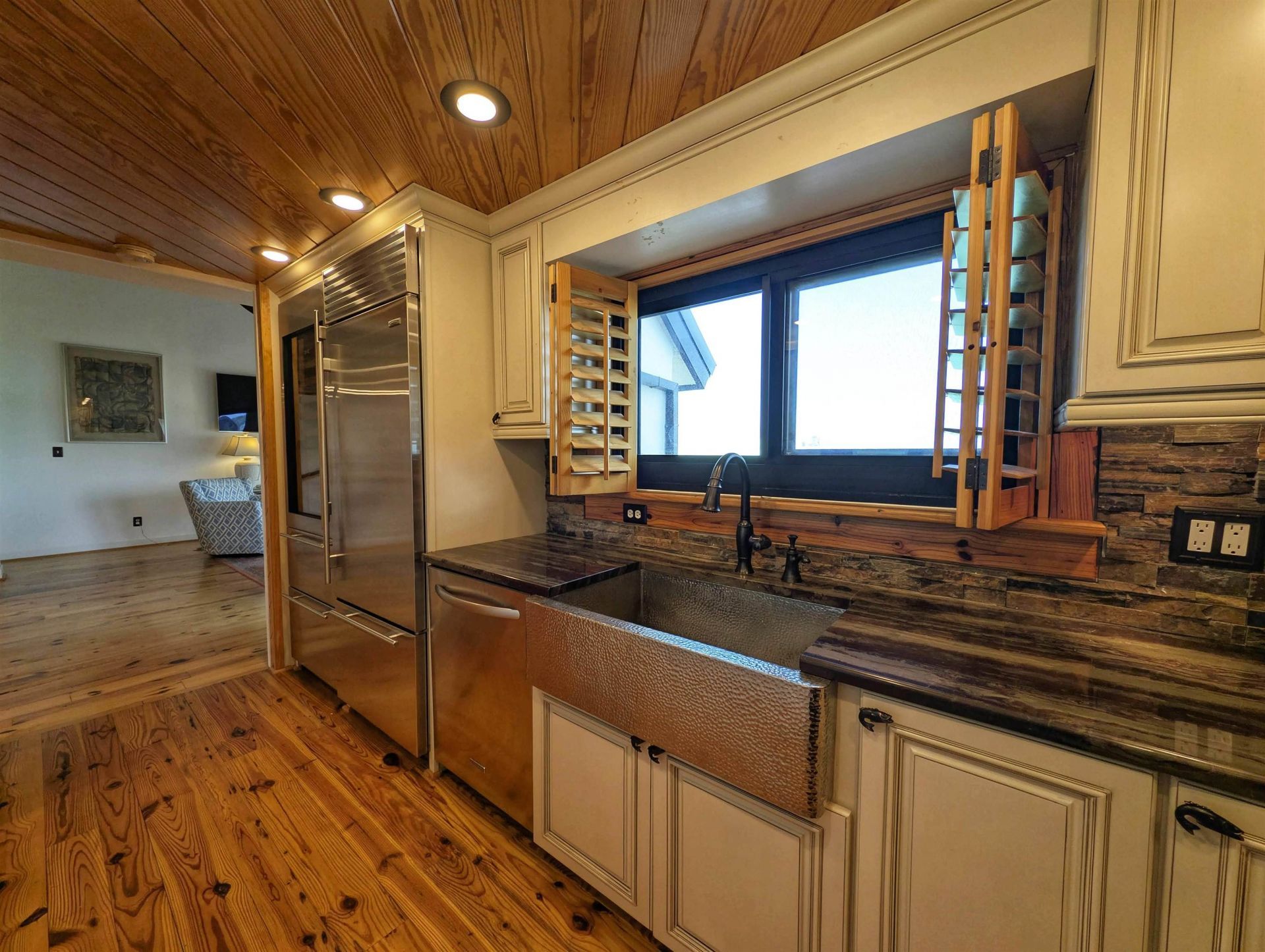 1398 Basin Terrace  Photo 14