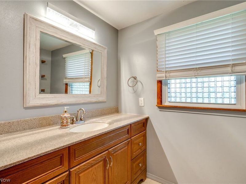 1402 Brookwood Drive, Mogadore, OH 44260 Photo 19
