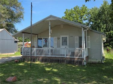 1711 Parkview Avenue, St Joseph, MO 64504