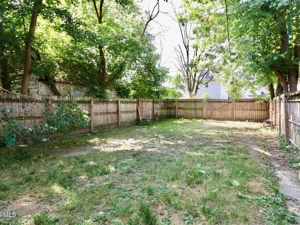 824 Clay Avenue , Toledo, OH 43608