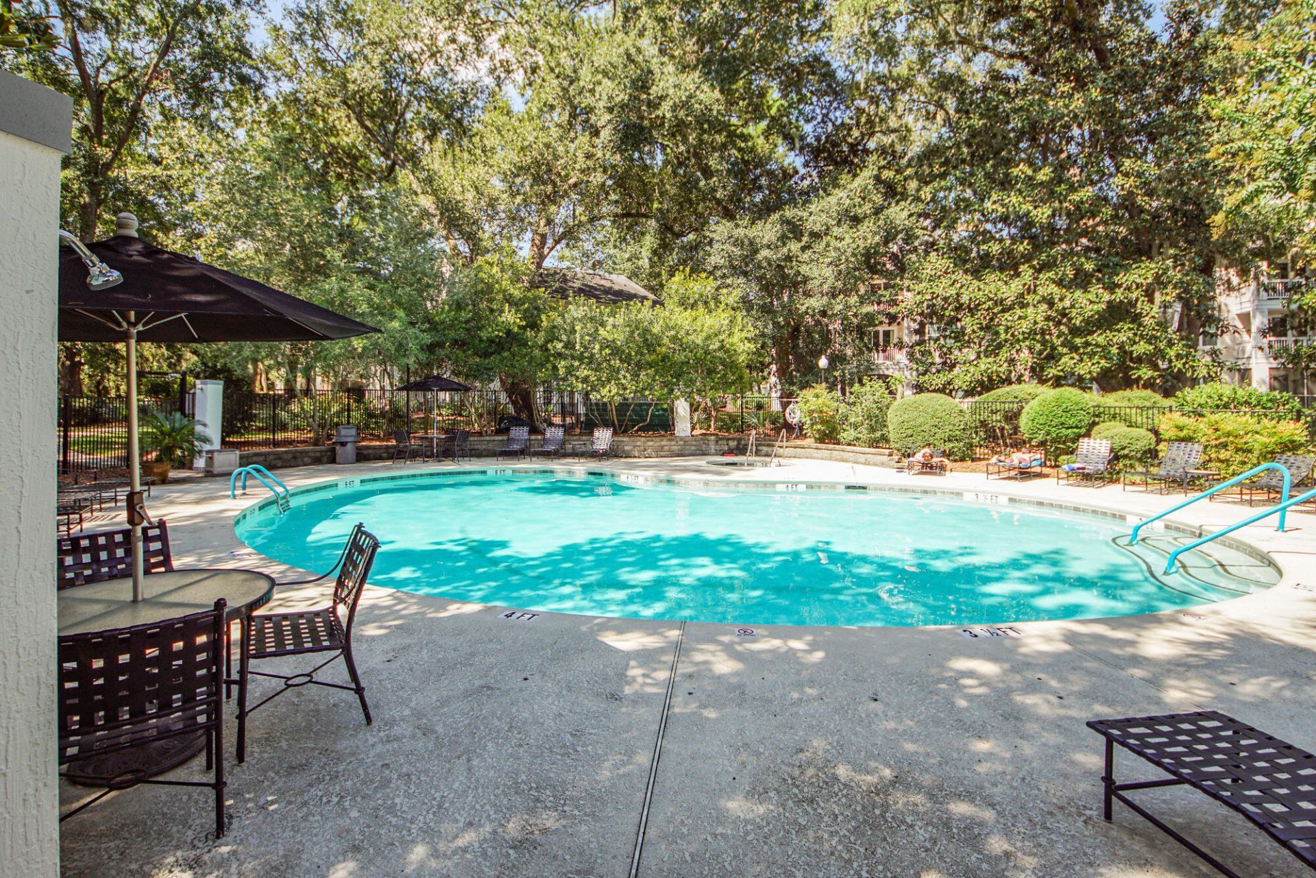 60 Fenwick Hall Allee Photo 18