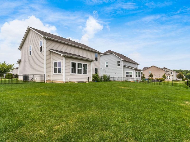 216 Mcnamara Loop , Delaware, OH 43015 Photo 6