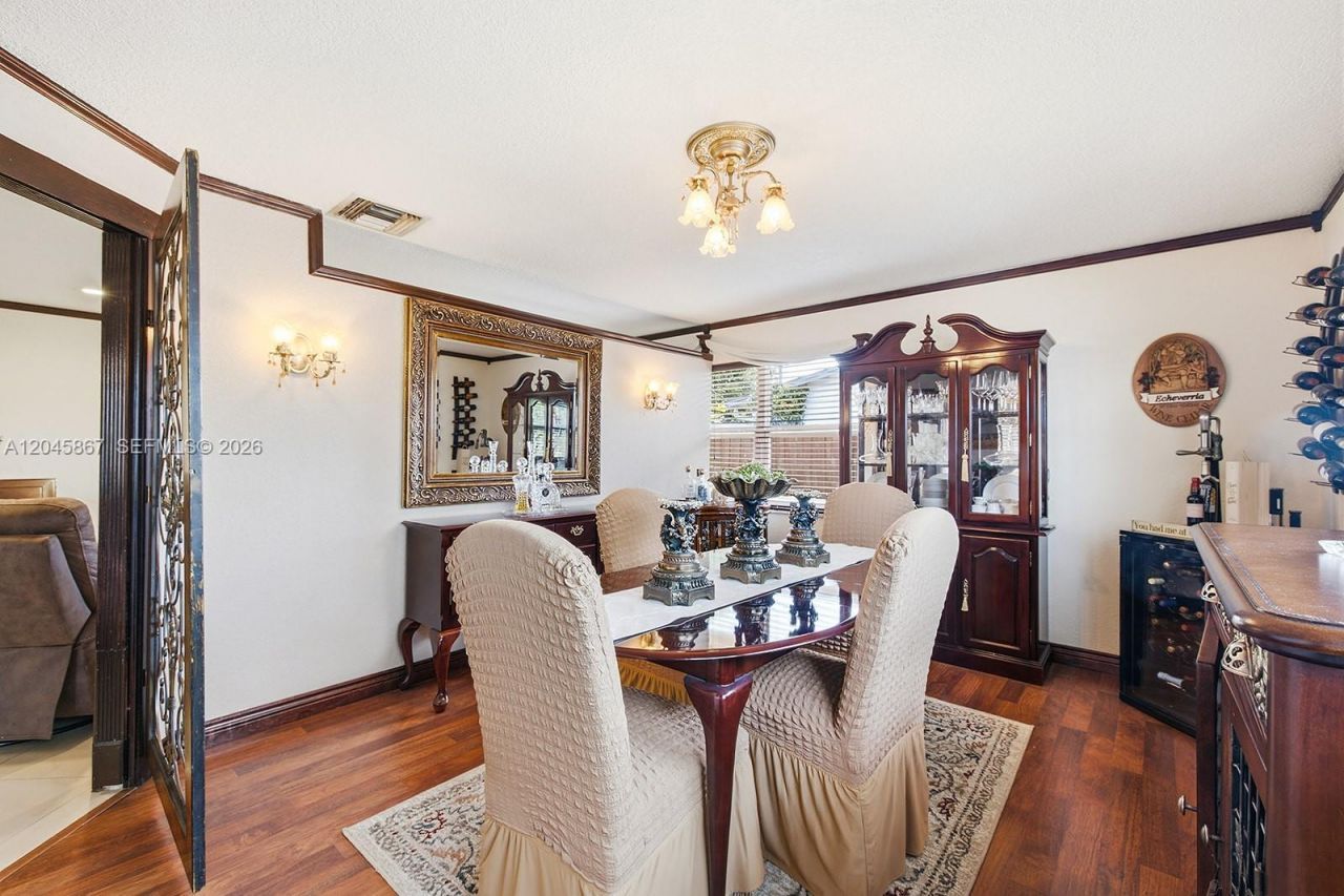 7858 NW 171st St, Hialeah, FL 33015 Photo