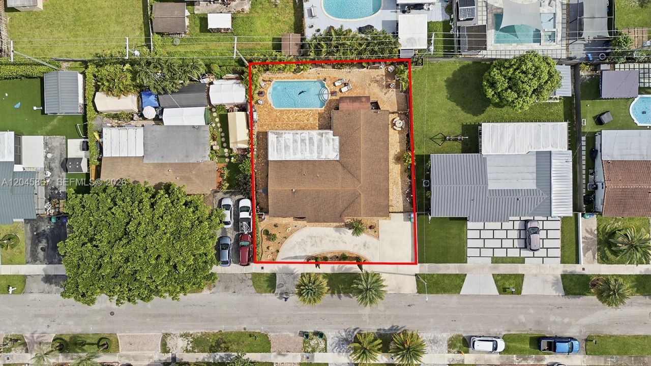7858 NW 171st St, Hialeah, FL 33015 Photo