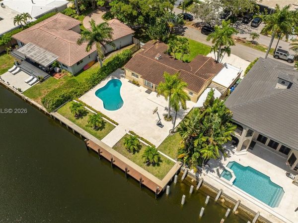 330 Coconut Isle Dr , Fort Lauderdale, FL 33301