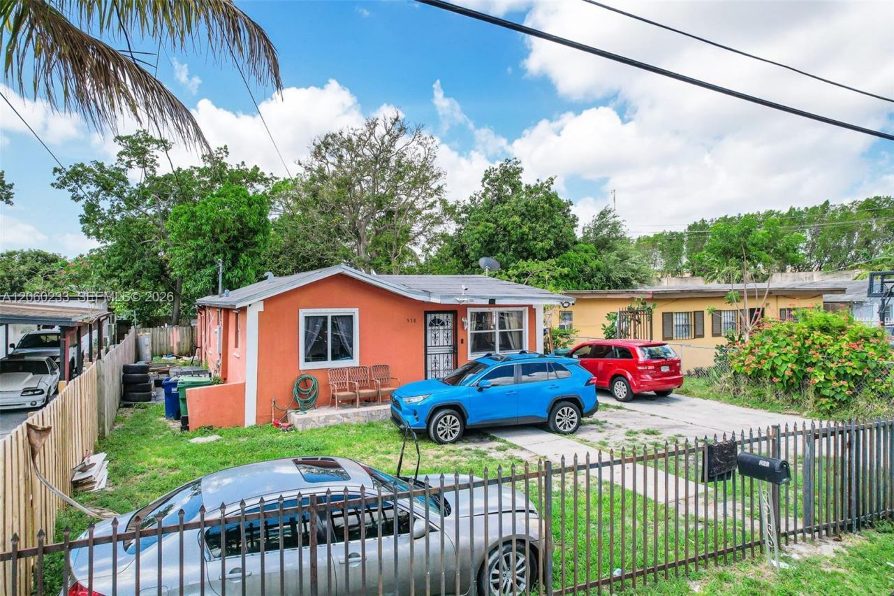 578 NW 97th St , Miami, FL 33150 Photo