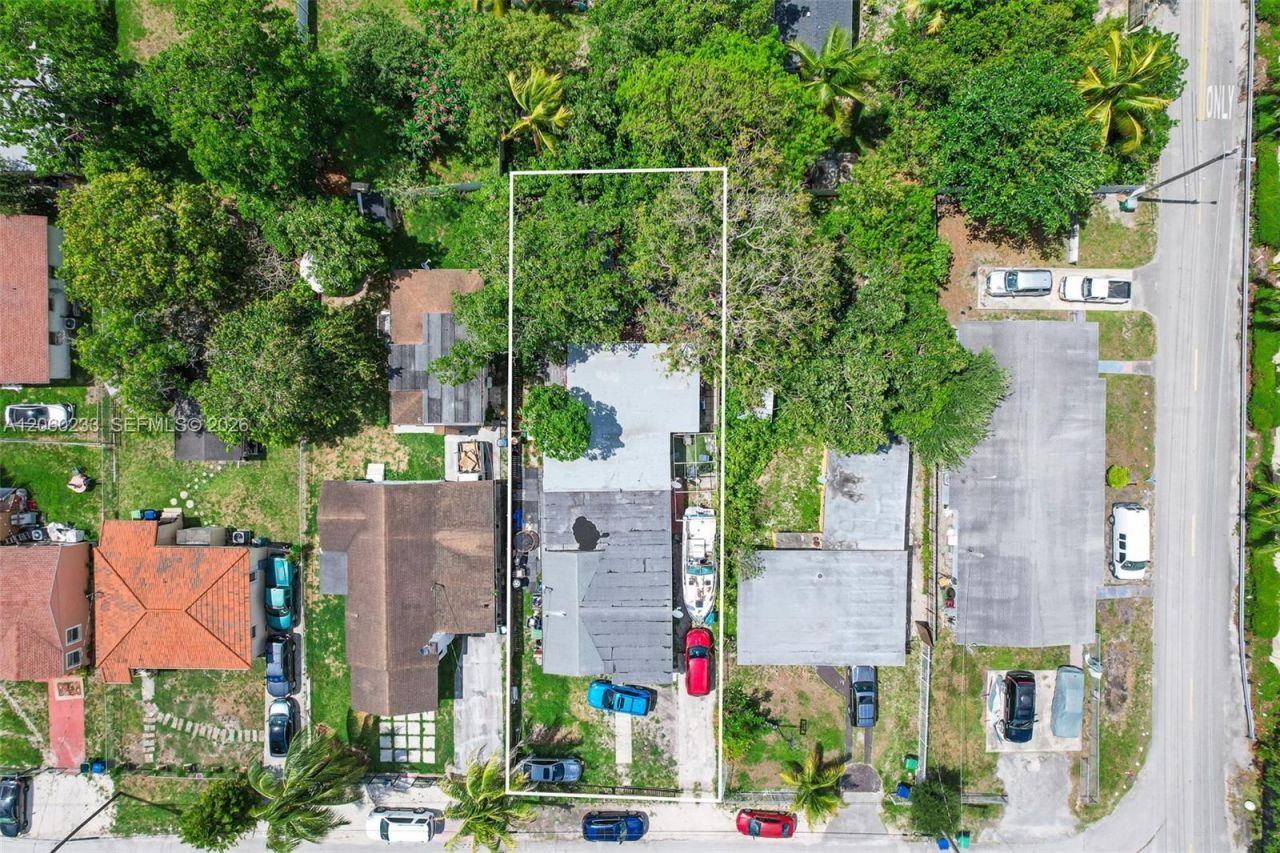 578 NW 97th St , Miami, FL 33150 Photo