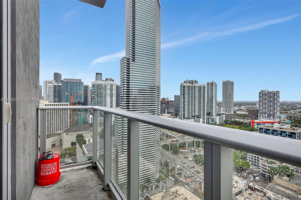 151 SE 1st St , Unit 2511, Miami, FL 33131 Photo