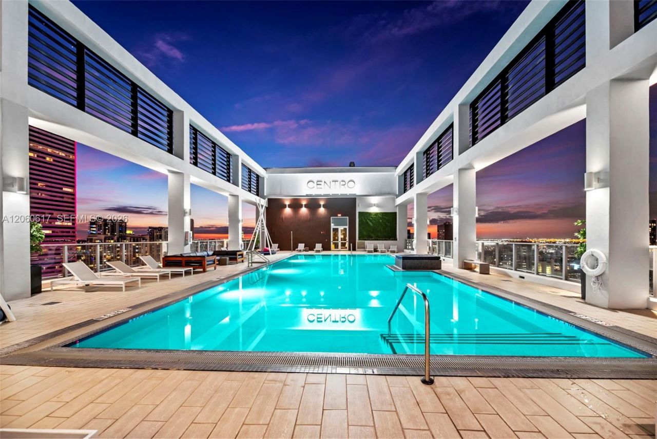 151 SE 1st St , Unit 2511, Miami, FL 33131 Photo