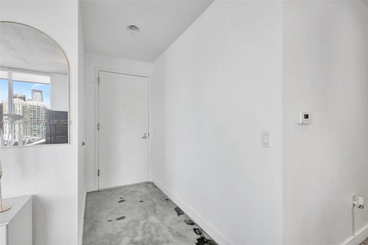 151 SE 1st St , Unit 2511, Miami, FL 33131 Photo