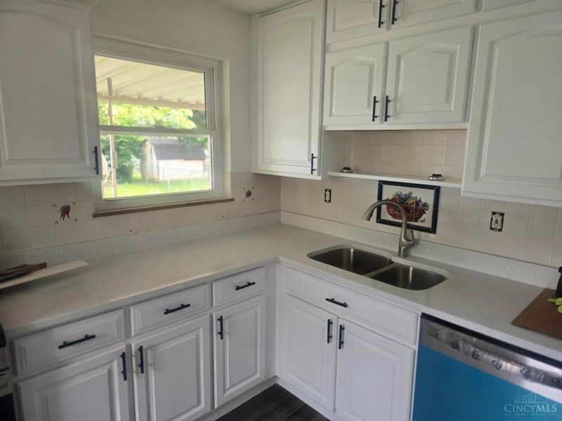 1604 Sanborn Drive, Reading, OH 45215 Photo 3