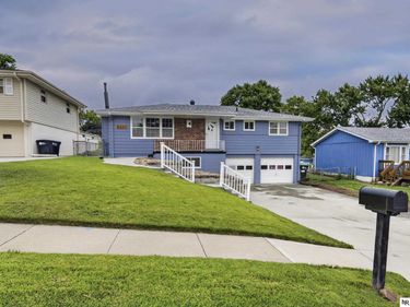 6634 Nebraska Avenue, Omaha, NE 68104