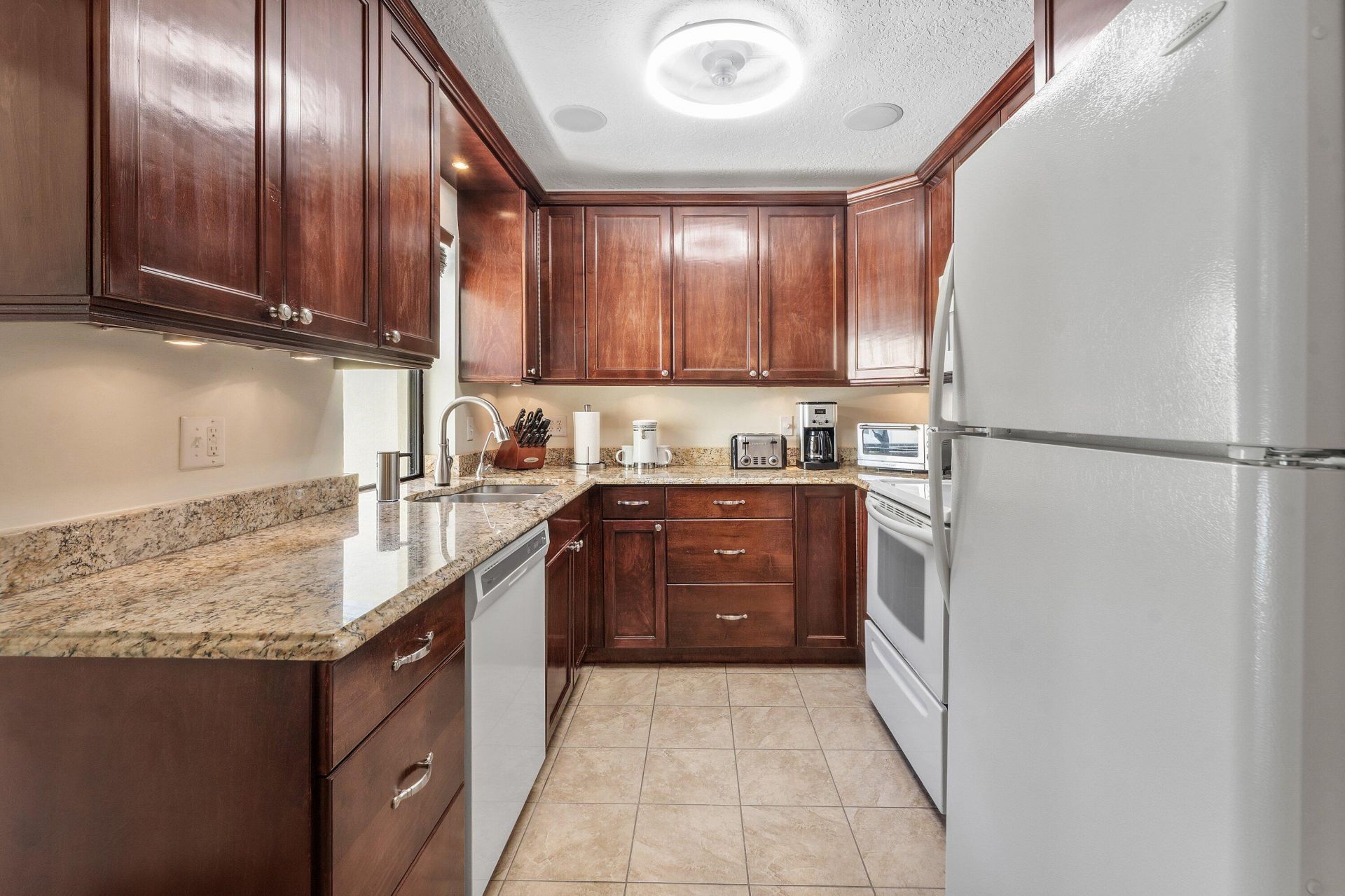 141 Date Palm Drive, Lake Park, FL 33403 Photo