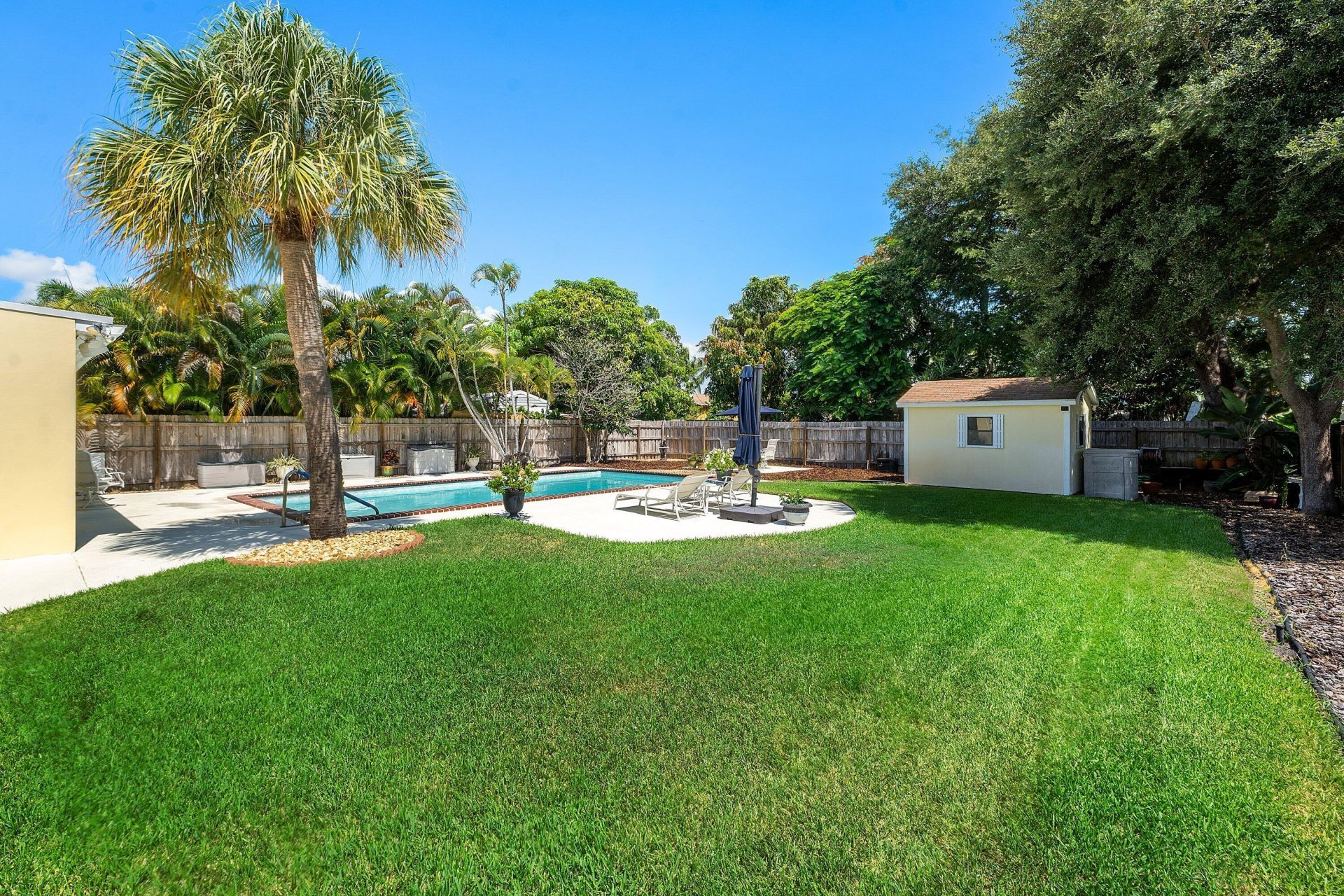141 Date Palm Drive, Lake Park, FL 33403 Photo