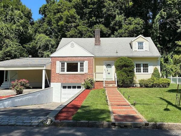 32 Dogwood Drive , Scarsdale, NY 10583