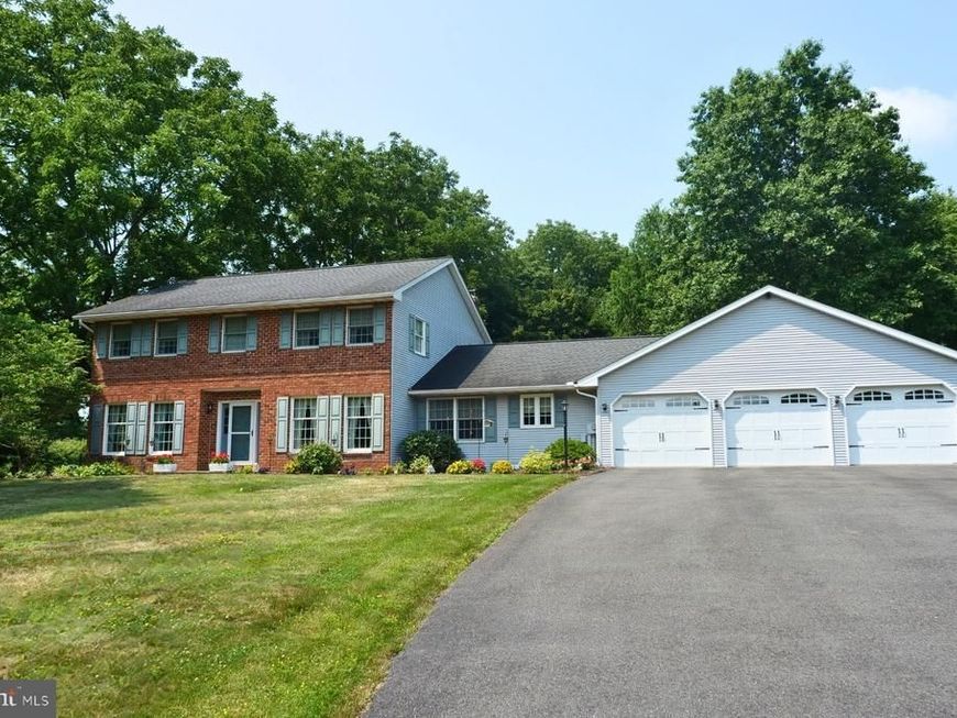 308 Blacksmith Road, Douglassville, PA 19518 Main Photo