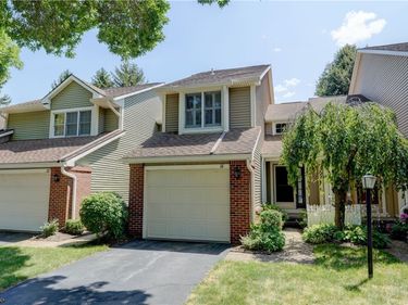18 Le Marc Court, Rochester, NY 14618