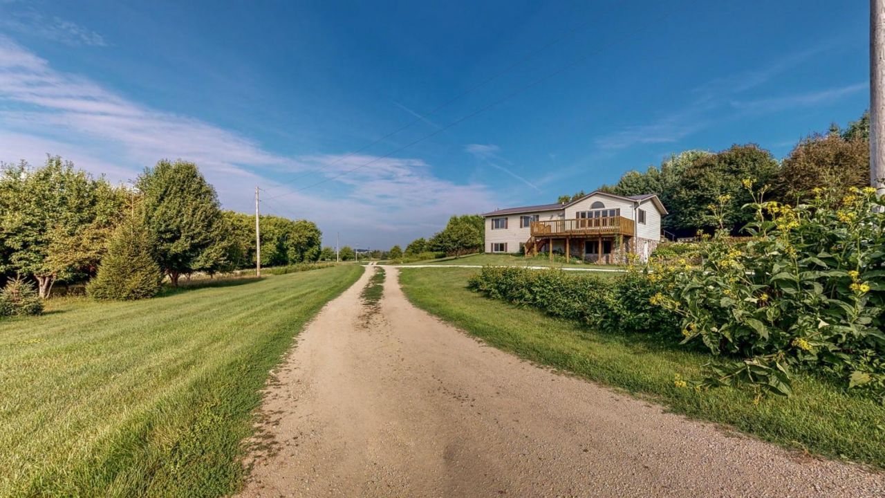 1920 10th Avenue NE, Byron, MN 55920