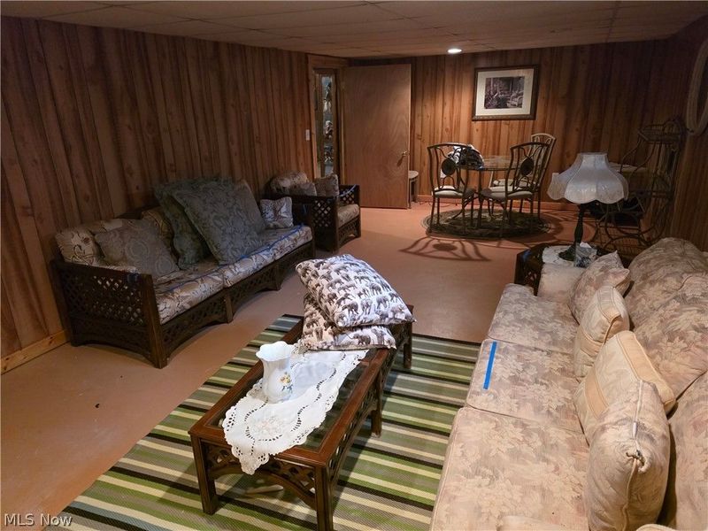 490 Bonshire Road, Akron, OH 44319 Photo 22