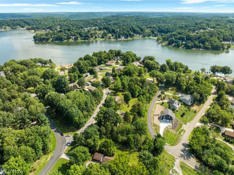 1 Opata Trail, Malvern, OH 44644 Photo 6