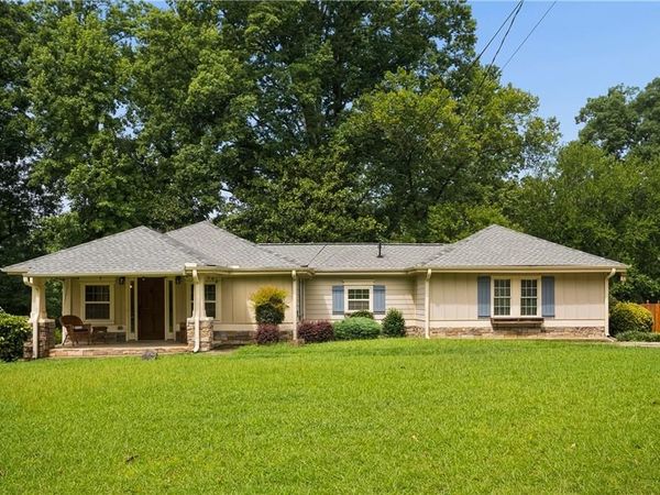 784 Tanner Drive , Scottdale, GA 30079