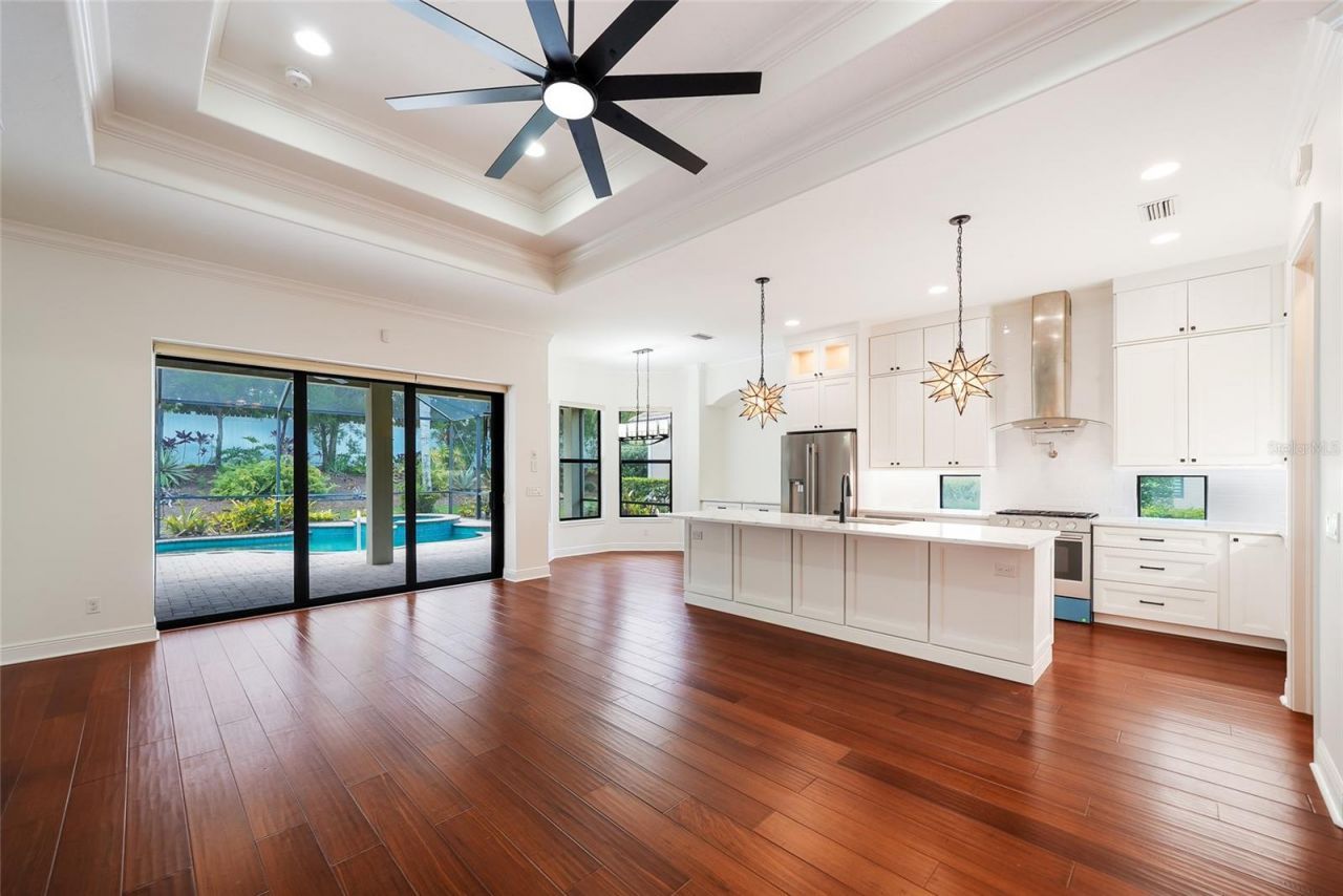 15308 Helmsdale Place, Lakewood Ranch, FL 34202 Photo