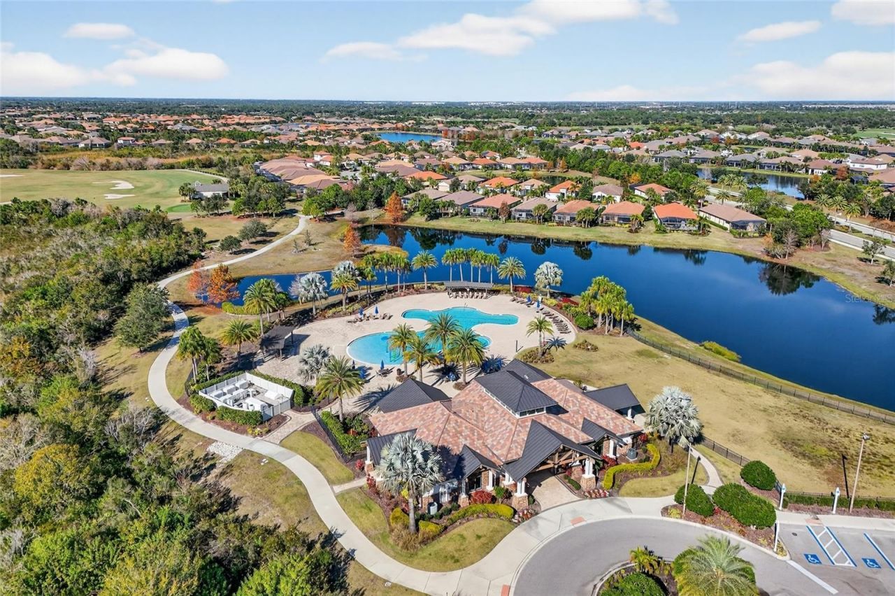 15308 Helmsdale Place, Lakewood Ranch, FL 34202 Photo