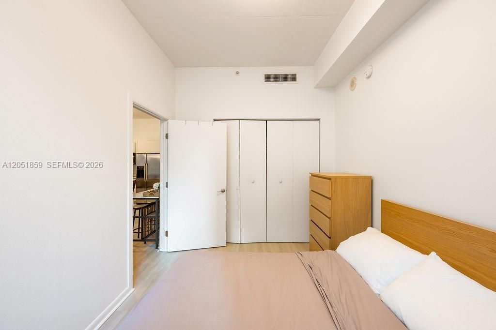 234 NE 3rd St , Unit 909, Miami, FL 33132 Photo
