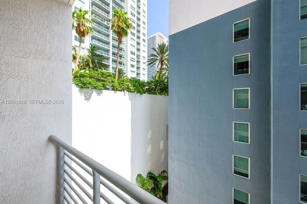234 NE 3rd St , Unit 909, Miami, FL 33132 Photo