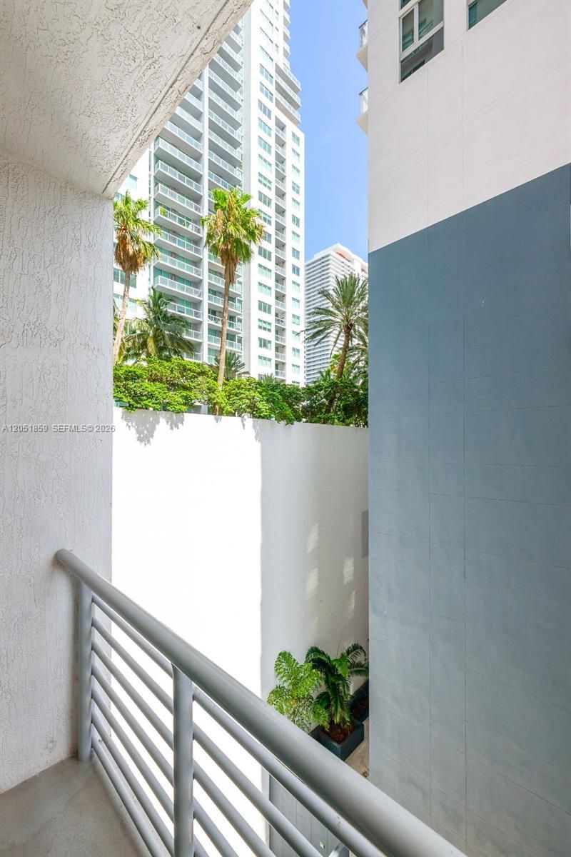 234 NE 3rd St , Unit 909, Miami, FL 33132 Photo