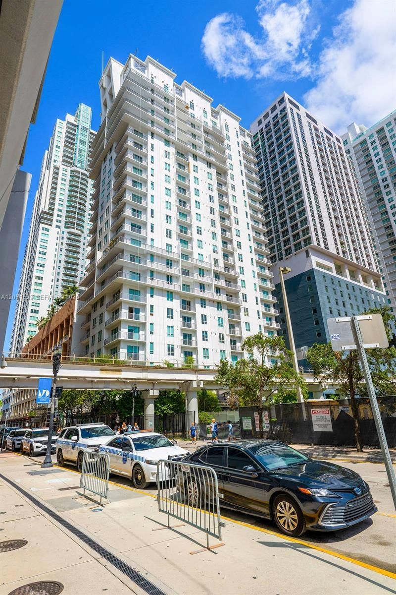 234 NE 3rd St , Unit 909, Miami, FL 33132 Photo