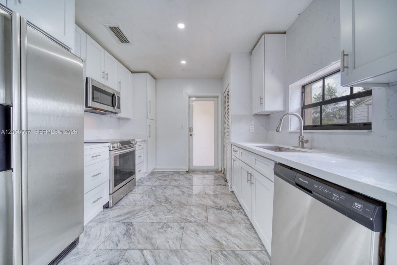 155 NW 191st St , Miami Gardens, FL 33169 Photo