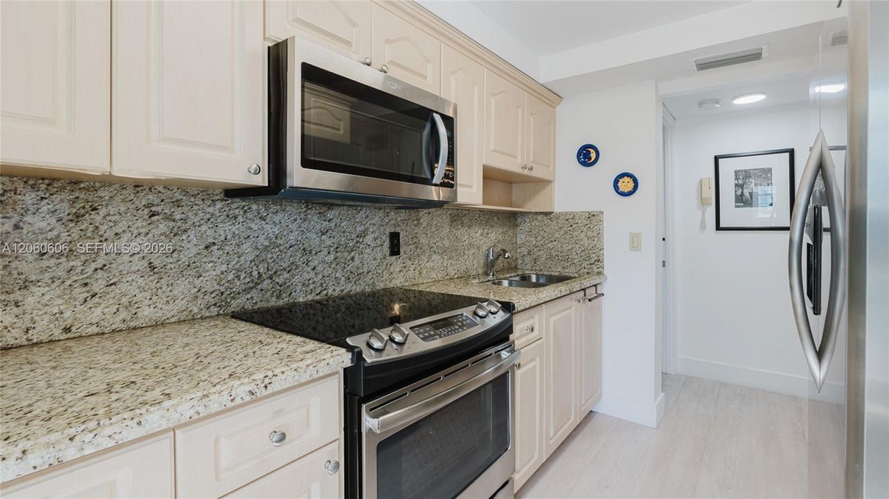 1455 West Ave, Unit 603, Miami Beach, FL 33139 Photo