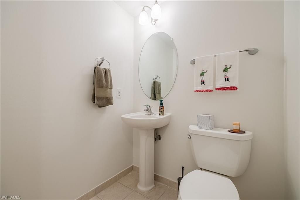 2825 Palm Beach Blvd, Unit 618, Fort Myers, FL 33916 Photo