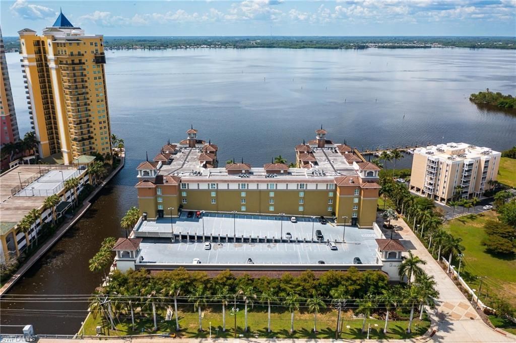 2825 Palm Beach Blvd, Unit 618, Fort Myers, FL 33916 Photo