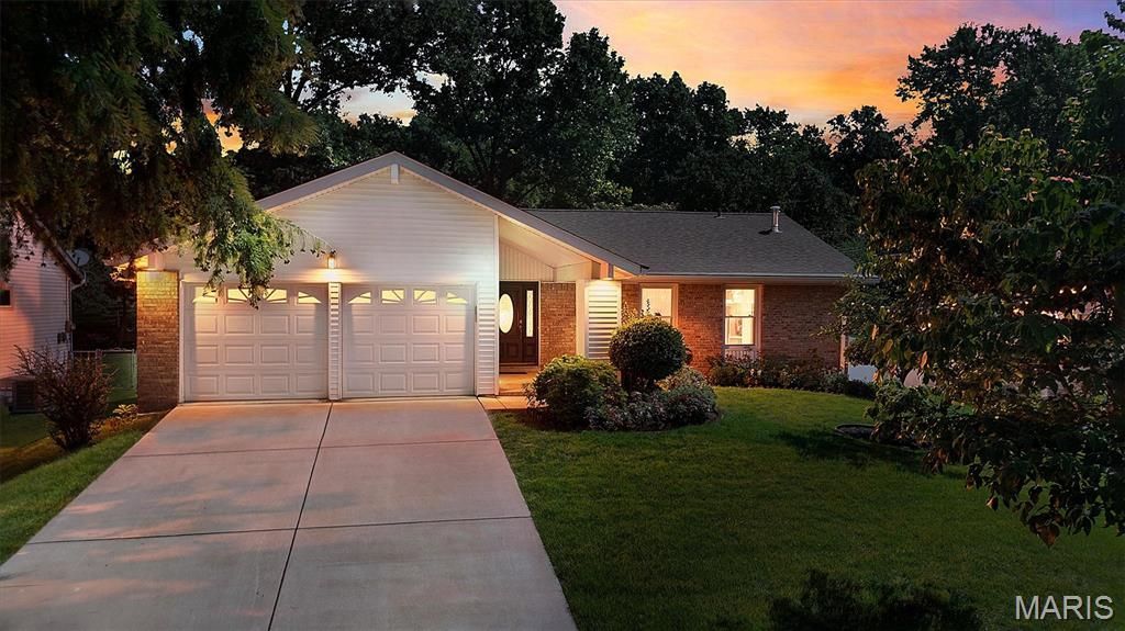 1423 Mautenne Drive , Manchester, MO 63021 Main Photo