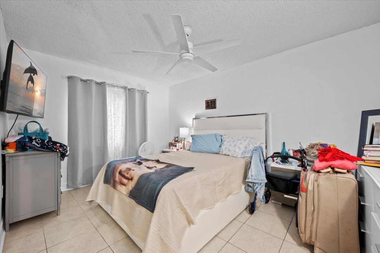 11650 NW 39th Place, Sunrise, FL 33323 Photo