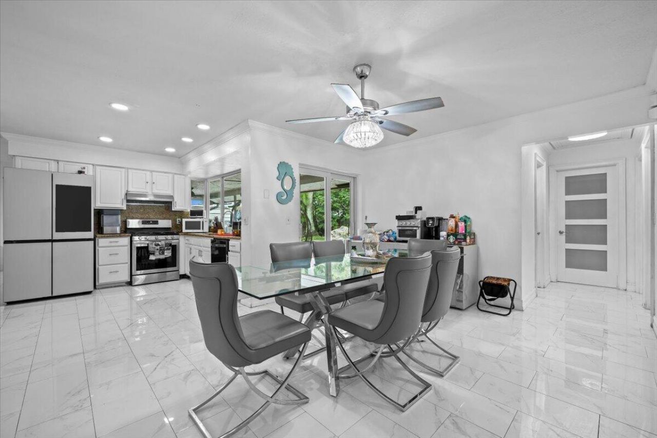 11650 NW 39th Place, Sunrise, FL 33323 Photo