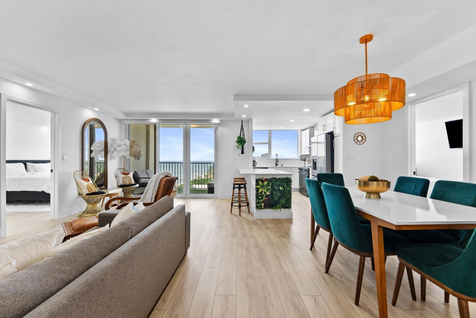 1237 Hillsboro Mile, Unit 604, Hillsboro Beach, FL 33062 Photo